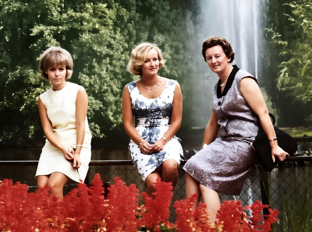 Bild Kommunikation Damen kräftig